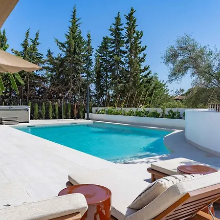 Elegant In * Marbella