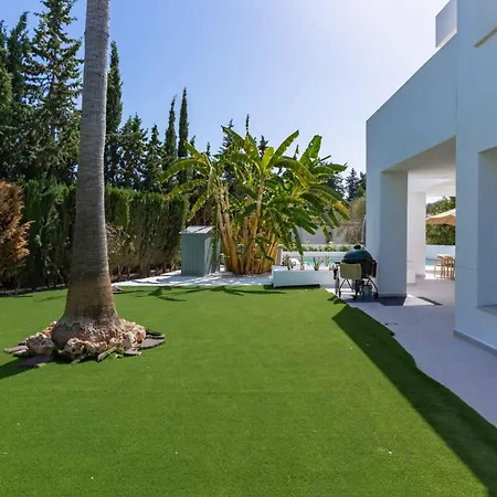 Elegant In Villa