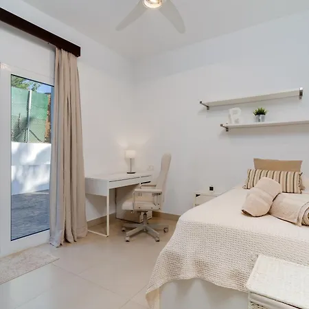 Villa Elegant In